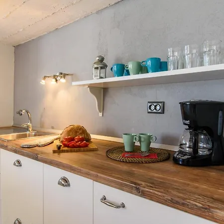 Trogir Flower Дом отдыха